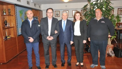 İzmir-Volos Arasında Deniz Bağlantısı Gelişiyor