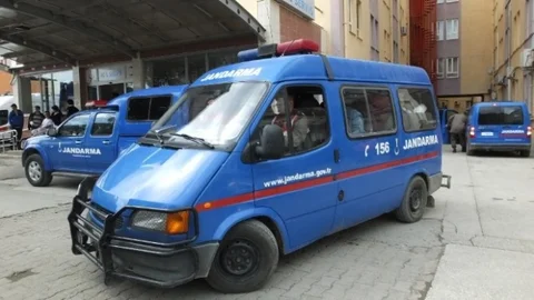 Burhaniye'de 14 Kaçak Göçmen Yakalandı