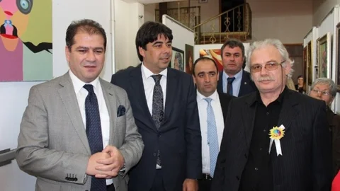 Foça'da Sanat Sergisi Açıldı