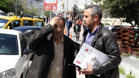 Yaşlı Adam Cüzdan Çaldı