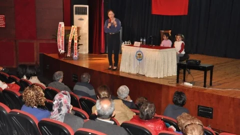 Prof. Dr. Paktuna Nazilli’de Konuştu