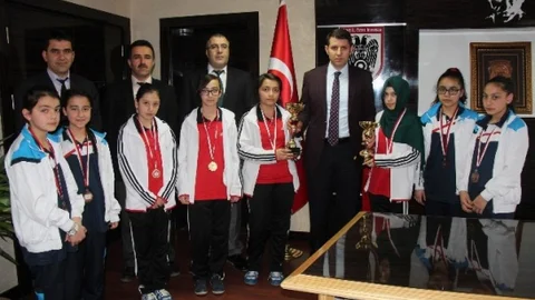 Sivas'ta Masa Tenisi Takımı Ziyareti