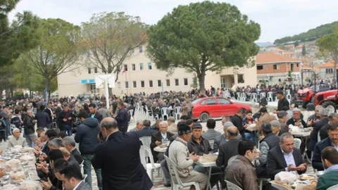 Karakurt Mahallesi'nde Geleneksel Hayır Şenliği