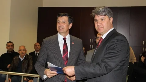 CHP Edirne Adayları Mazbatalarını Aldı