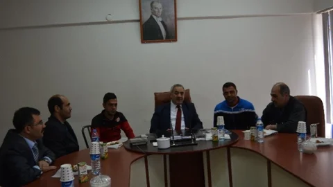 Başarılı Öğrencilere Hediye Töreni