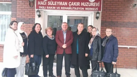 Eskişehir'de Ülkücü Kadınlardan Ziyaret
