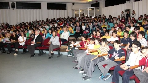 Ferda İzbudak Akıncı Öğrencilerle Buluştu