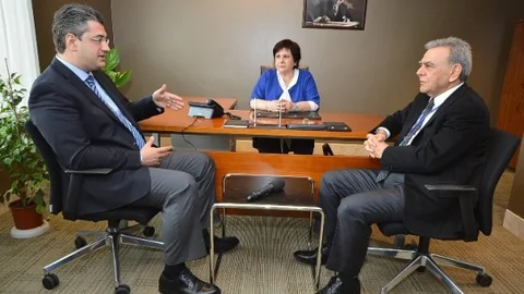 İzmir'de Yunan Firmalara Davet