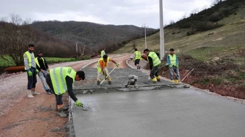 Kandıra'da Yeni Beton Yol Projesi
