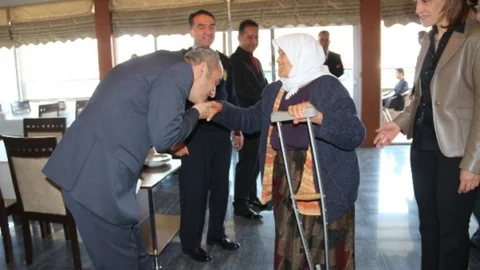 Mersin Mut'ta Şehit Ailelerine Kahvaltı