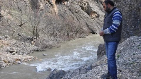 Tunceli'de Kayıp Kızını Arıyor