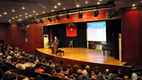 Nazilli'de Alzheimer Bilgilendirme Toplantısı
