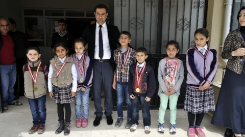 Şanlıurfa'da Deneme Sınavında Birinci Olana Ödül Verildi