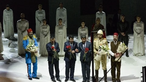 Çanakkale'de Dev Gösteri Sahnelendi