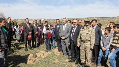 Elazığ'da 500 Fidan Dikimi Yapıldı