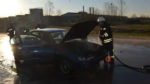 Tekirdağ'da Otomobil Yangını Korkuttu