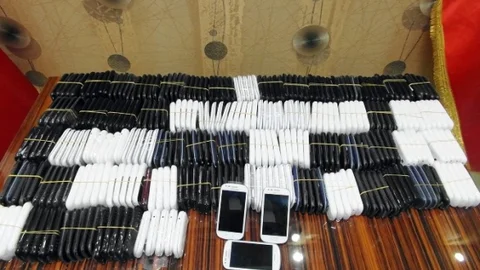 Mardin'de Kaçak Telefon Operasyonu