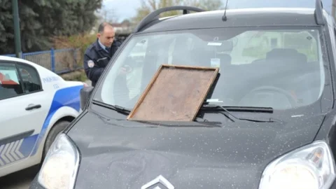 Bursa'da Simitçiye Araç Çarptı