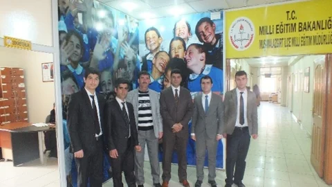 Muş'ta Ezan Okuma Yarışması Ödülleri Verildi