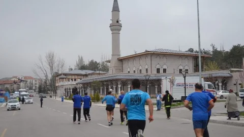 Aksaray'da Sağlık İçin Koşu Etkinliği