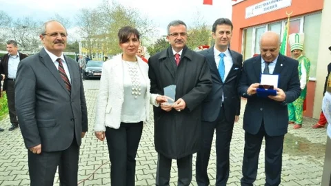 Gebze'de Öğrencilere Giyim Desteği