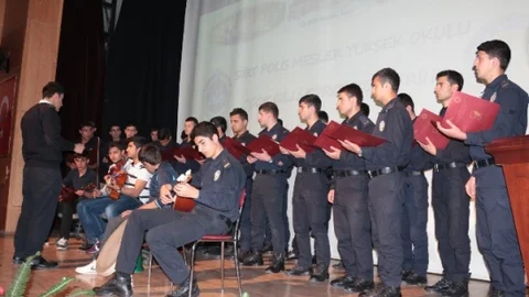 Siirt'te Çok Dilli Koro Konseri