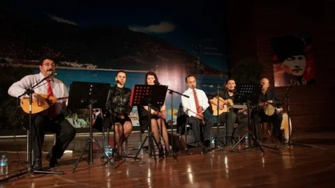 İda Kalemleri Edremit'te Sahnede