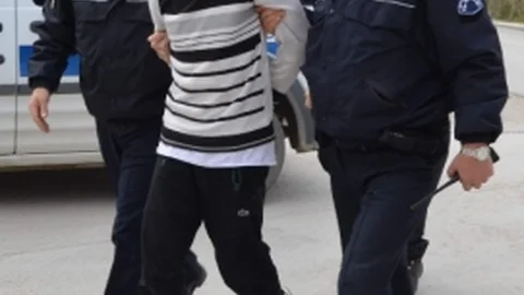 Kayseri'de Gasp Zanlısı Gazeteciye Saldırdı