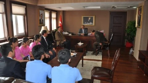 Şırnak'ta Başarılı Öğrenciler Ödüllendirildi