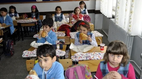 Bursa'da Sınıf Başkanı İkramı