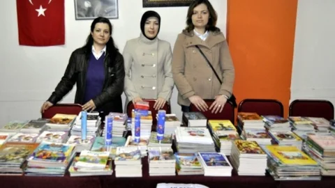 Bursa'da Kitap Kampanyası Başlatıldı