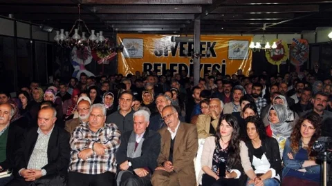 Siverek'te Zazaca Şiir Gecesi Yapıldı