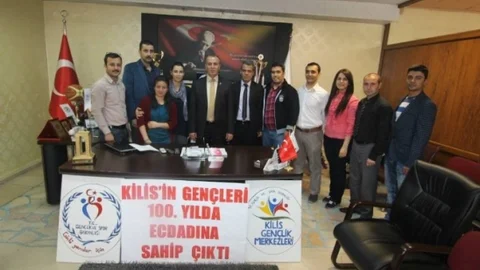 Kilis'te Gençlere Teşekkür Belgeleri Verildi