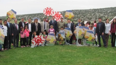 Araban'da Uçurtma Şenliği Coşkusu