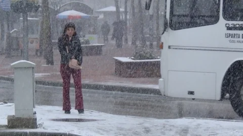 Isparta'da Kar Yağışı Etkili Oldu