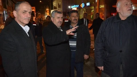 Körfez'de Asfalt Yenileme Çalışmaları Devam Ediyor