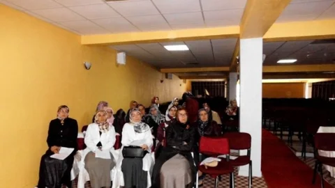 Bozyazı'da Sigara Semineri Verildi