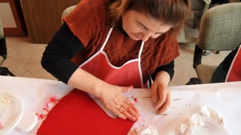 Antalya Kepez'de Akmek Kursları Devam Ediyor