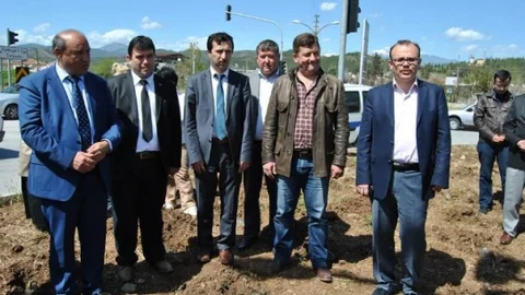 Fethiye'de 571 Gül Dikimi Yapıldı