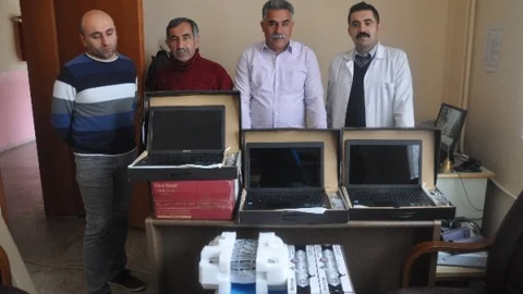 Kırmızı Köprü'den Öğrencilere Destek