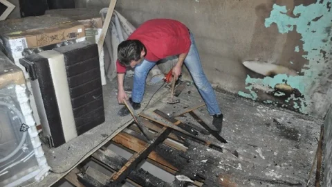 Kuşadası'nda Yangın Sonrası Tadilat Yapıldı