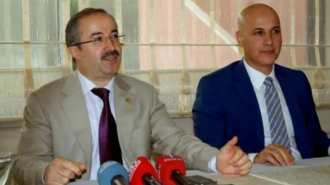 Diyarbakır'da Halk Dansları Şenliği Heyecanı