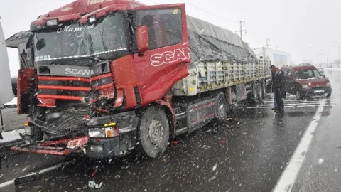 Afyonkarahisar'da Kar Yağışı ve Kazalar