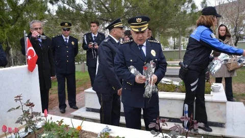 Aksaray'da Polis Şehitliği Ziyareti