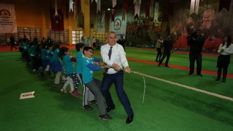 Denizli'de Çocuk Şenliği Başladı