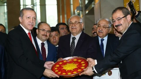 Cumhurbaşkanı Erdoğan'a Gaziantep Baklavası Sürprizi