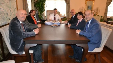 Manisa Lisesi Mezunları Derneği'nden Ziyaret