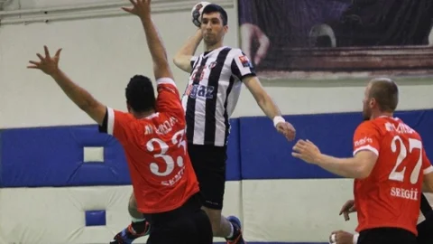 Beşiktaş, Mersin'de Hentbol Maçını Kazandı