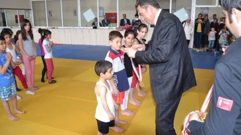 Van'da Jimnastik Yarışması Sonuçlandı