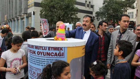 Şanlıurfa'da Oyuncak Kampanyası Başlatıldı